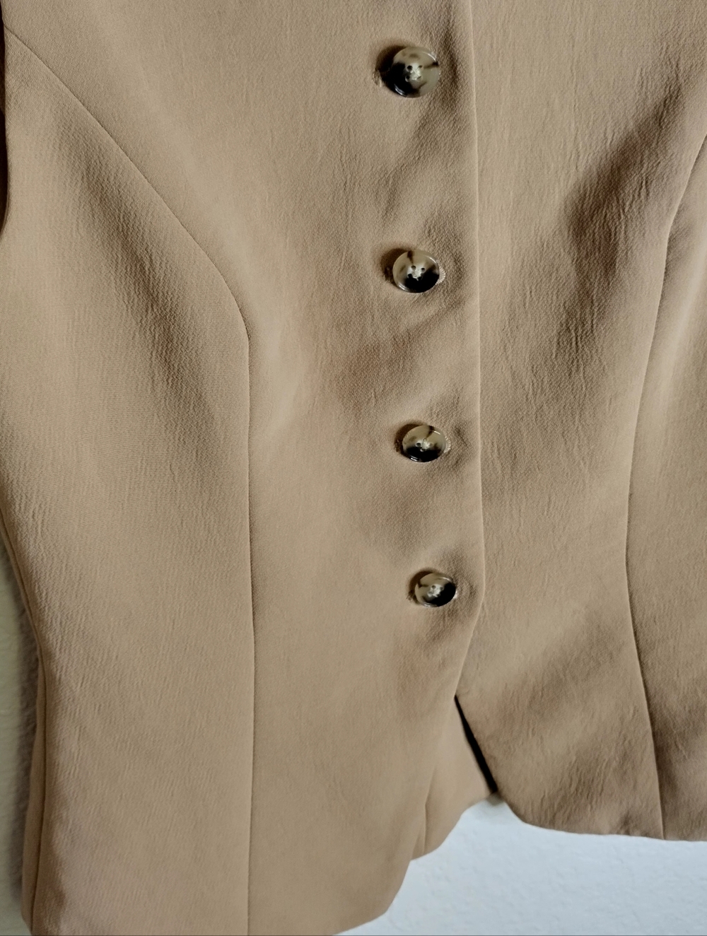 Aritzia Wilfred Regal Button Down Vest Crepette Sz 2 - Picture 4 of 8